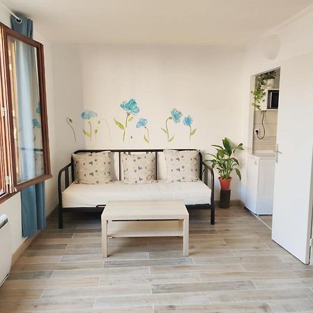 Studio Bleu En Face De La Gare 10Mn Au Vieux Port Apartman Marseille Kültér fotó