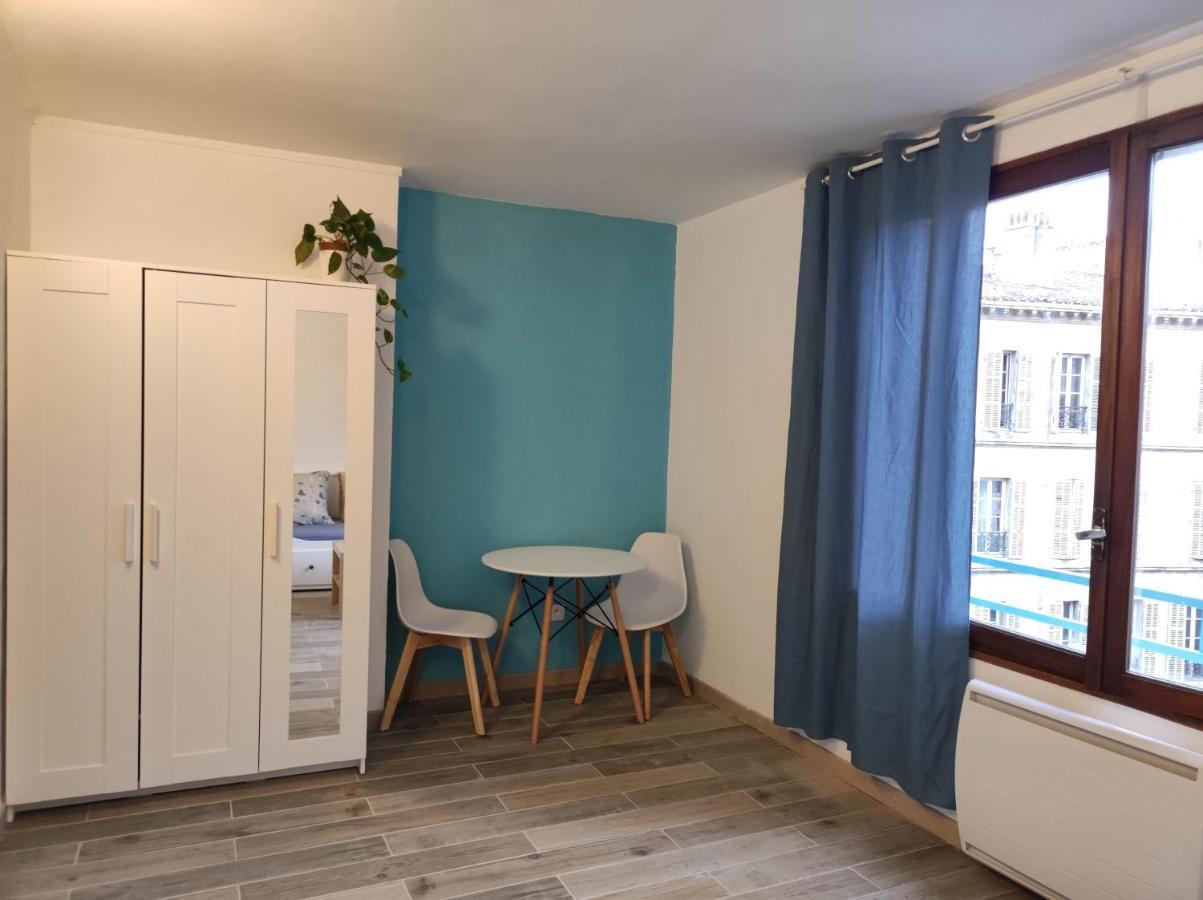 Studio Bleu En Face De La Gare 10Mn Au Vieux Port Apartman Marseille Kültér fotó